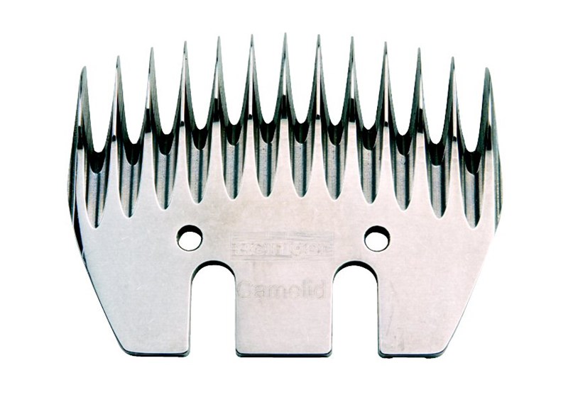 Wide-toothed shearing comb - Unknown
